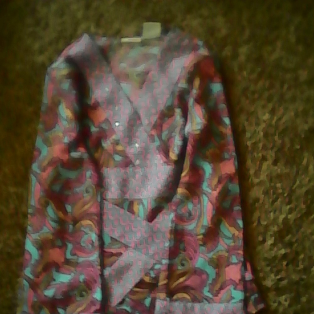 Girls large 10\12 nice long sleeve shirt